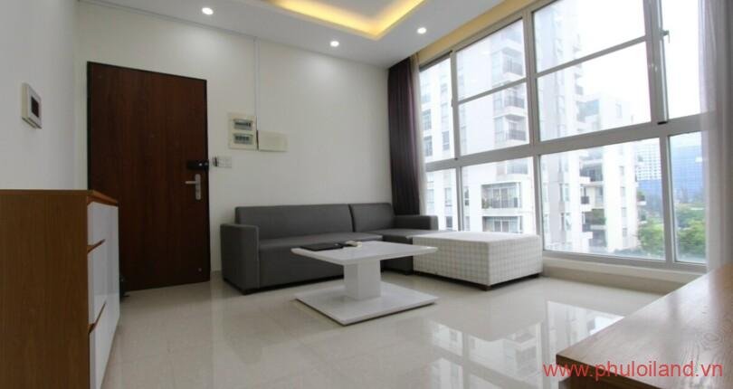 phong-khach-trong-can-ho-can-cho-thue-starhill