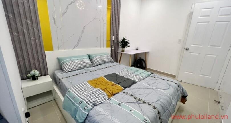 phong-ngu-2-cuc-sang-trong-trong-can-ho-sky-garden-2-can-ban