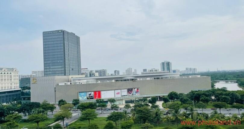 view-can-ho-can-ban-nhin-ve-Crescent-Mall