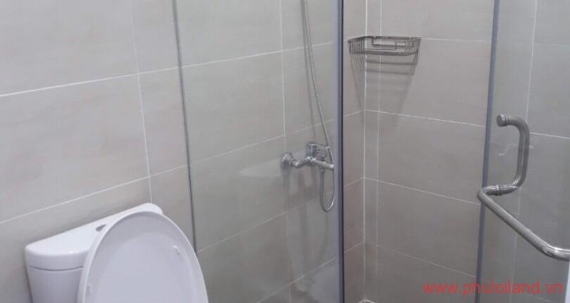 wc-can-ho-can-ban