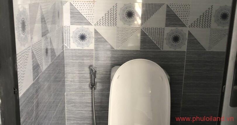 4C10F37D-EB7C-46C0-A235-4D55CC1967B9