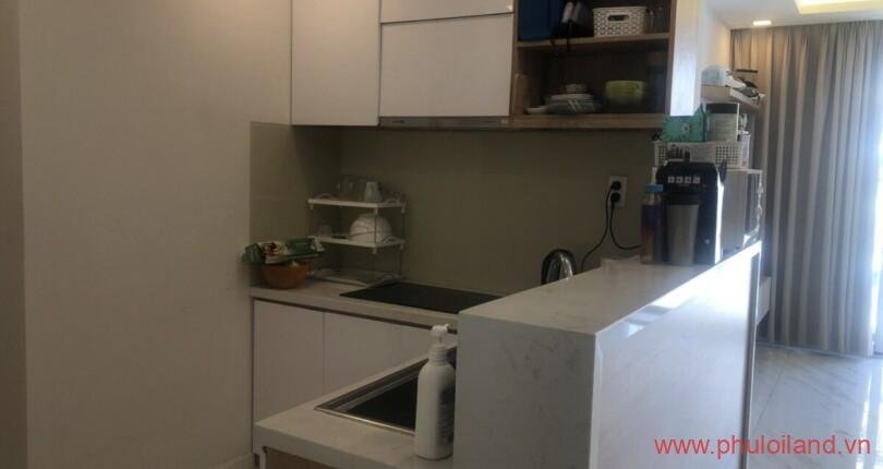 Ban-can-ho-chung-cu-Scenic-Valley-1-Bep