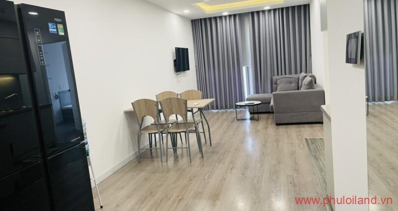 Ban-can-ho-chung-cu-Scenic-Valley-1 -Phong-Khach-...