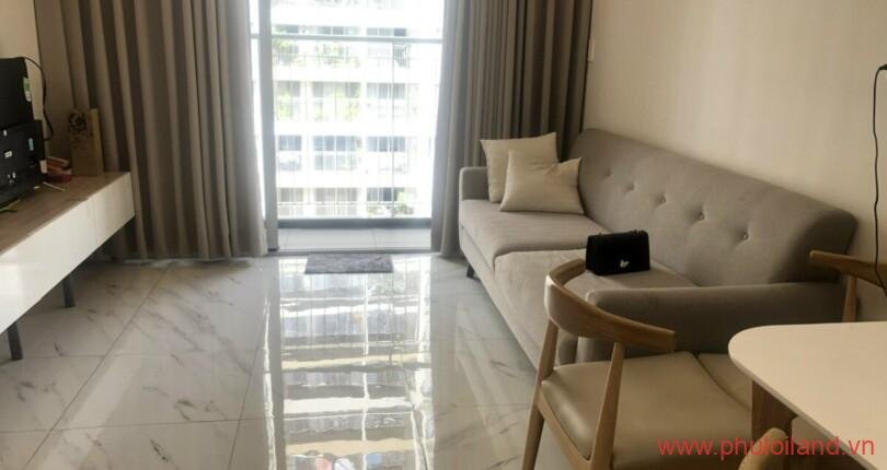 Ban-can-ho-chung-cu-Scenic-Valley-1-Phong-khach...