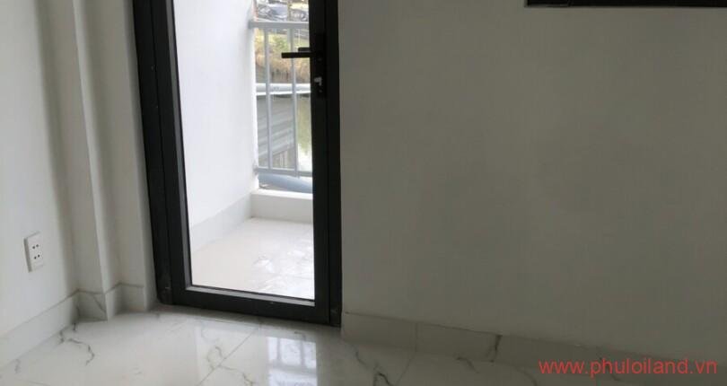 DBFCF26A-D69B-43CE-A99A-2A9D04AB0CDD