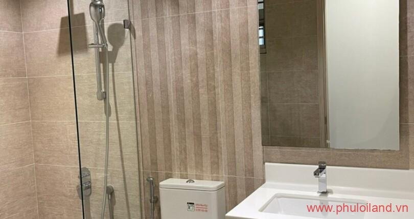 can-ho-co-3-nha-tam-day-du-thiet-bi-nhu-hinh