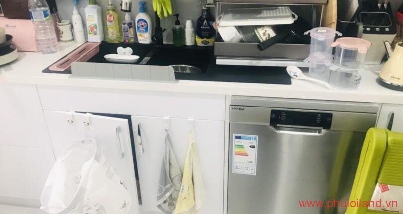 can-ho-co-trang-thiet-bi-cao-cap-ngoai-nhap