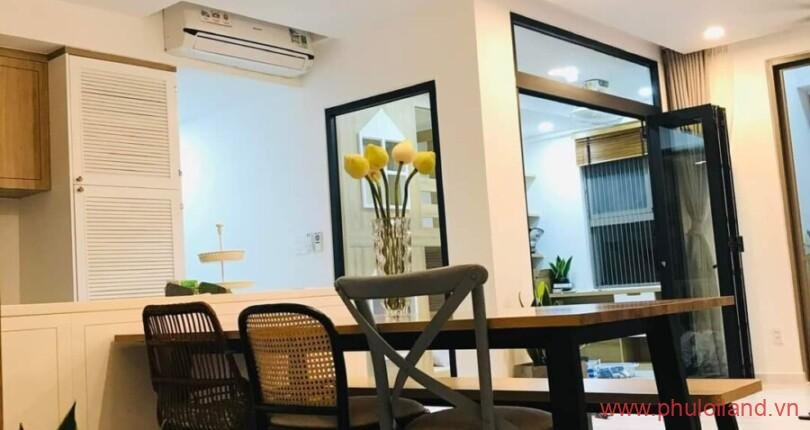 goc-phong-khach-cua-can-ho-can-ban-sai-gon-south