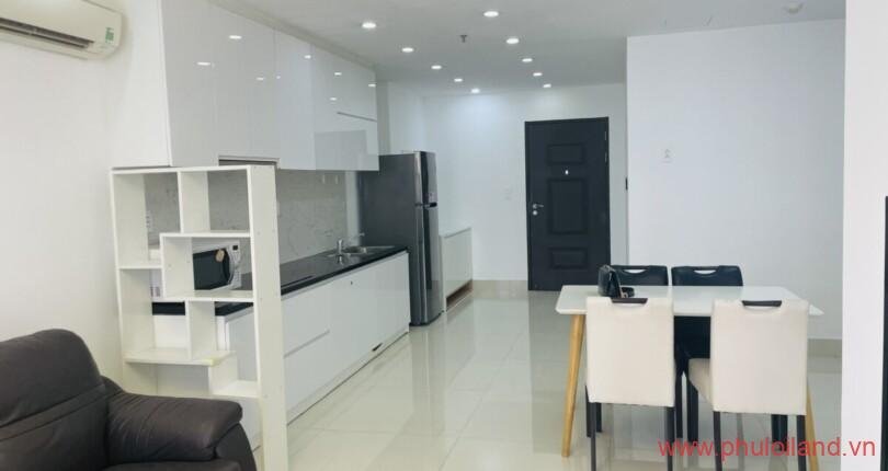 hinh-anh-can-ho-can-ban-tu-view-dong-nam-nhin-vao