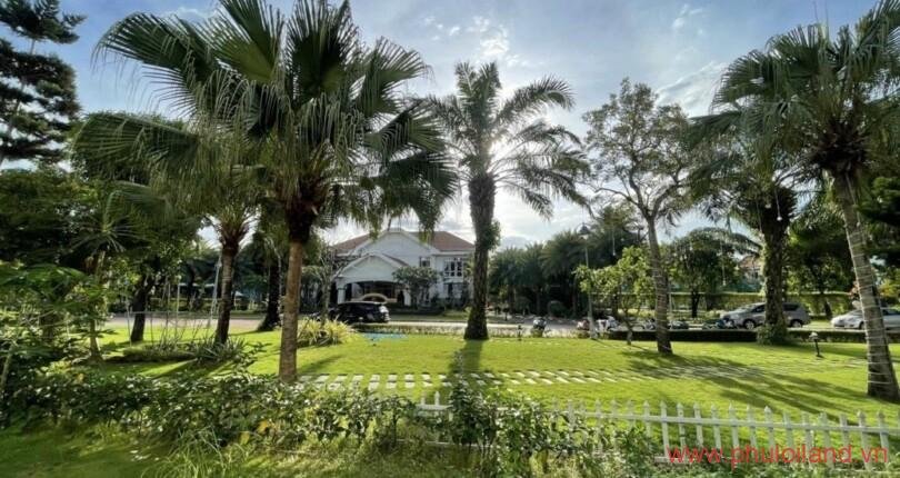 hinh-anh-cong-vien-noi-khu-chateau-phu-my-hung