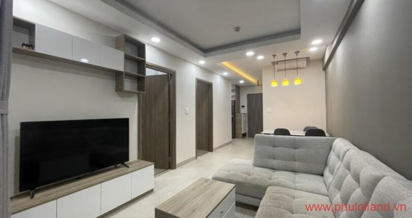 hinh-anh-phong-khach-can-ho-can-ban