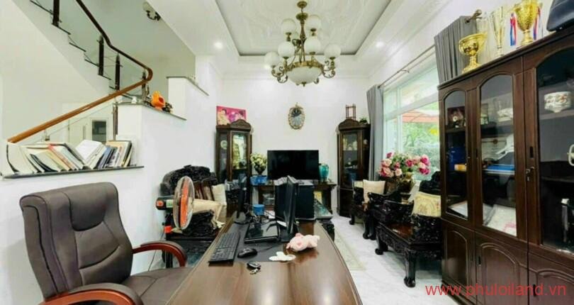 hinh-phong-lam-viec-ket-hop-phong-khach-tang-tret