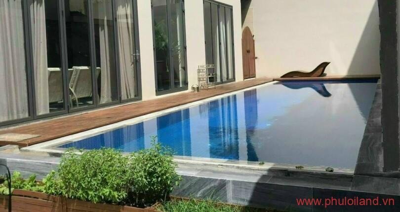 ho-boi-trong-biet-thu-ban