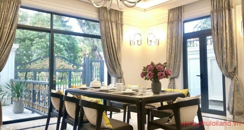 khong-gian-phong-an-rong-rai-thoang-mat