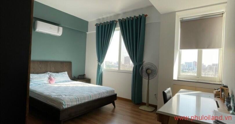 khong-gian-phong-ngu-rong-rai