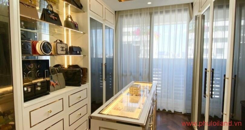 khong-gian-phong-trung-bay