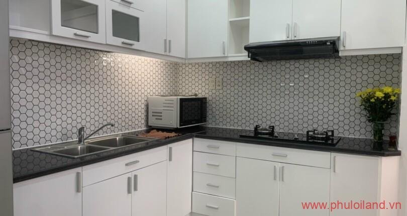 khu-cuc-bep-ben-trong-can-ho-sky