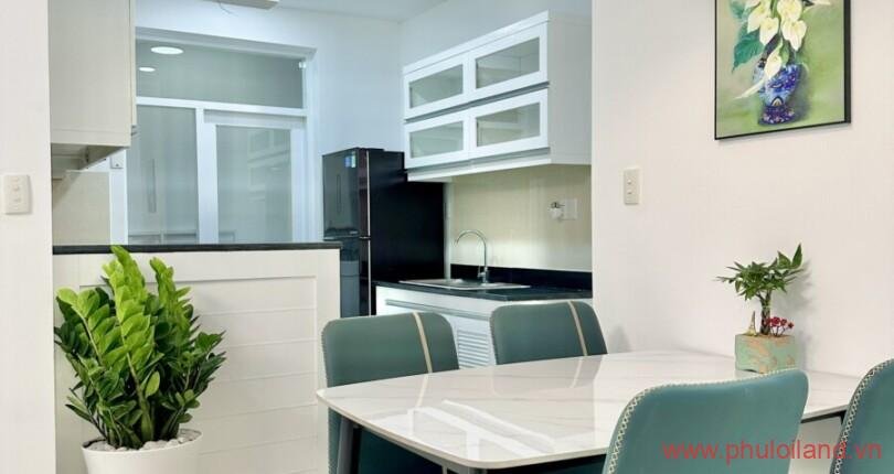 khu-vuc-ban-an-xinh-xan-trong-can-ho-can-ban-sky-garden-3