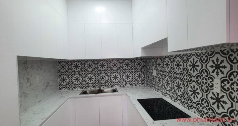 khu-vuc-bep-ben-trong-can-ho