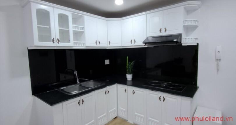 khu-vuc-bep-ben-trong-can-ho