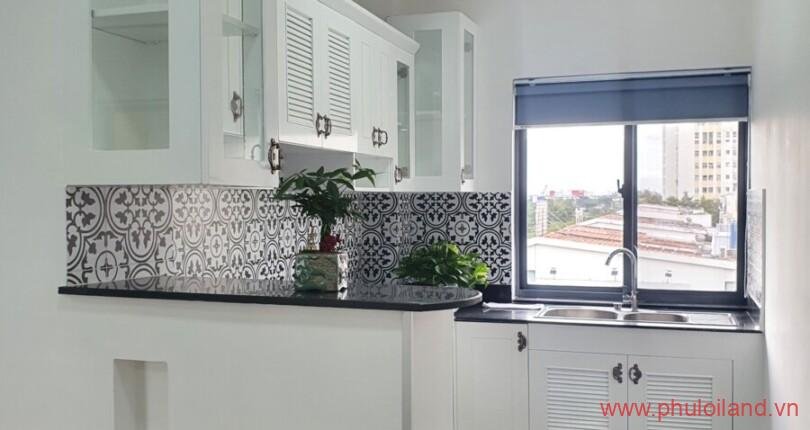 khu-vuc-bep-ben-trong-can-ho