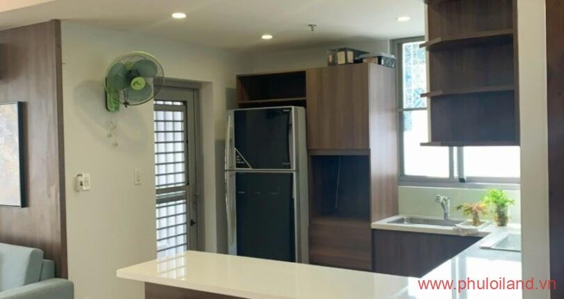 khu-vuc-bep-trong-can-ho-can-cho-thue-green-valley