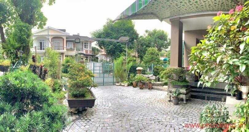 mat-tien-truoc-cua-can-biet-thu-cho-thue-hung-thai-2 (3)