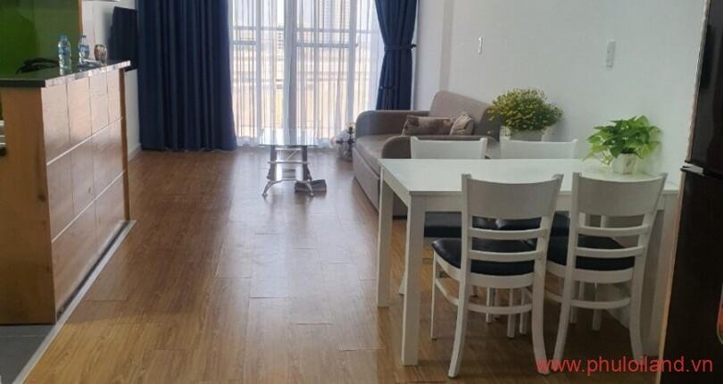 phong-khach-ben-trong-can-ho