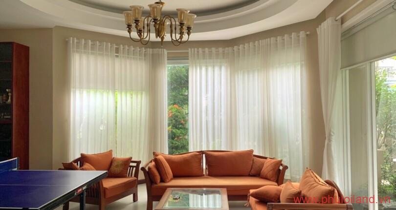 phong-khach-cua-can-biet-thu-cho-thue-hung-thai-2