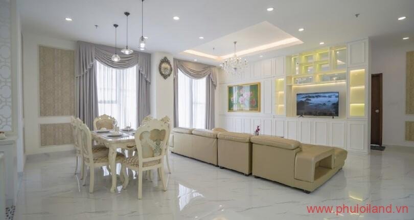 toan-canh-phong-khach-penthouse-sunrise-city-dang-chao-ban