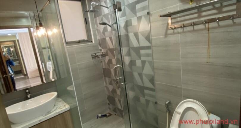 tollet-can-ho-can-ban