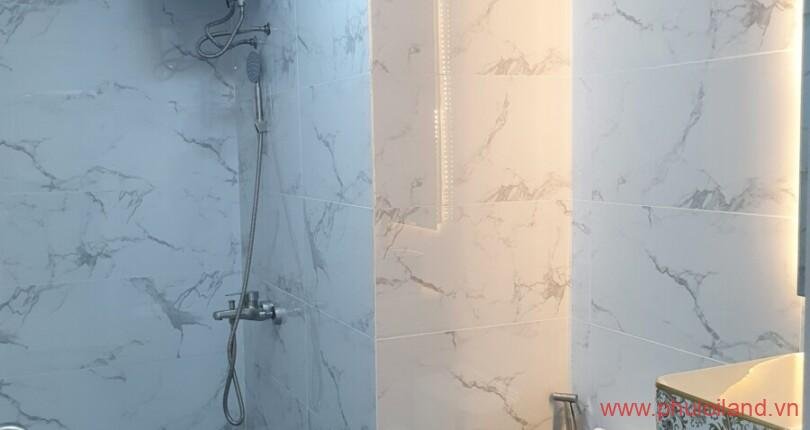 totlet-ben-trong-can-ho