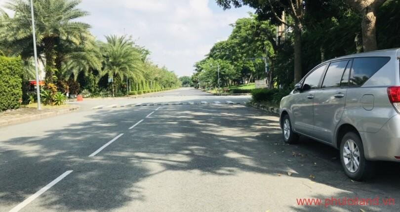 vi-tri-biet-thu-chateau-toa-lac-tren-duong-hung-long-nam-phuong-tan-phu-quan-7