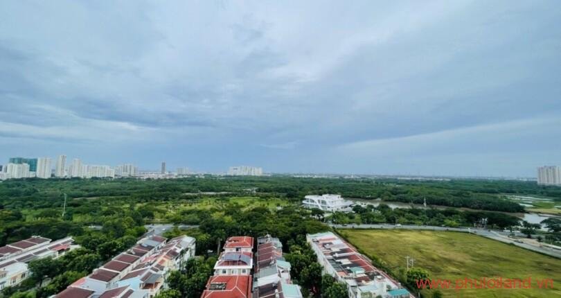 view-nhin-tu-ban-cong-can-ho