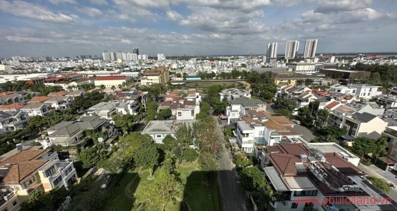 view-nhin-tu-san-thuong-penthouse-canh-vien-1-ban