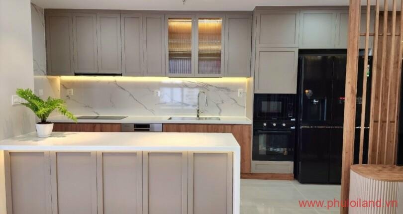 bep-trong-can-ho-can-ban-riverpark-premier (3)