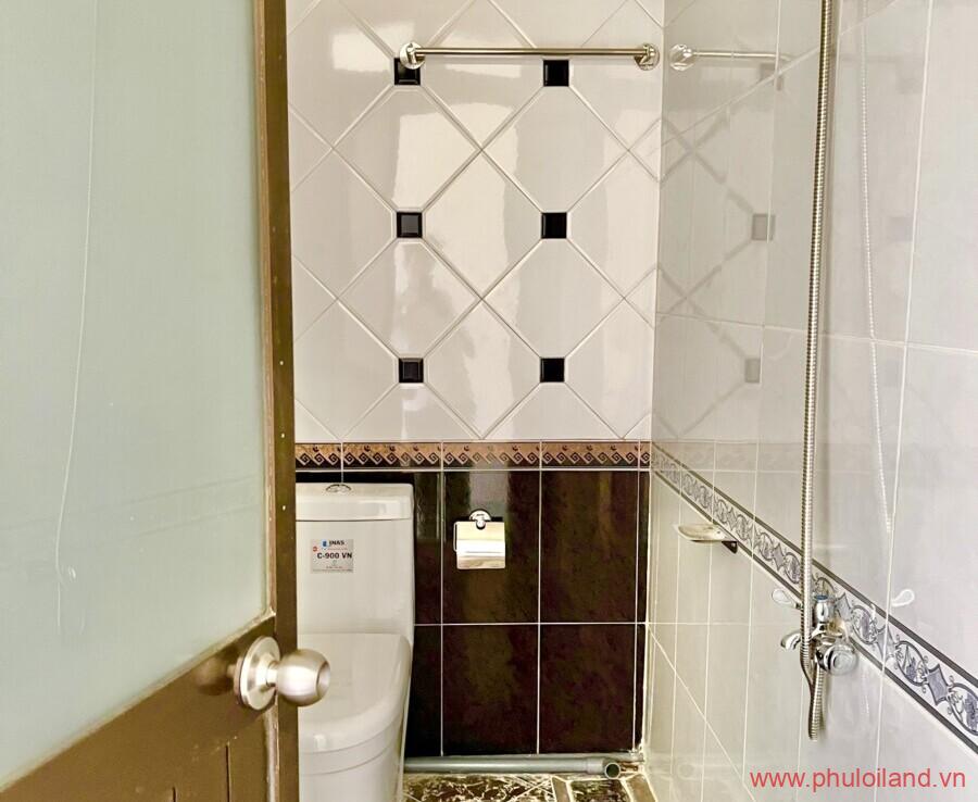 can ban nha duong thu khoa huan quan 1 13 900x738 - CẦN BÁN NHÀ QUẬN 1 NGANG 4M DÀI 19M, 9 PHÒNG VÀ 11 WC