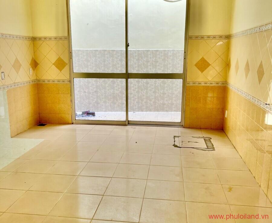 can ban nha duong thu khoa huan quan 1 19 900x738 - CẦN BÁN NHÀ QUẬN 1 NGANG 4M DÀI 19M, 9 PHÒNG VÀ 11 WC