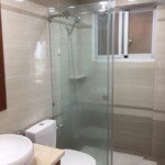 can-ho-co-2-toilet-day-du-thiet-bi-nhu-hinh