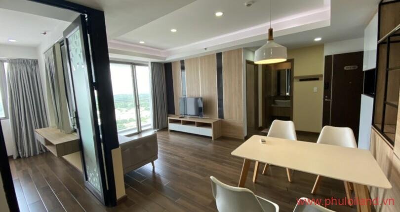 goc-ban-an-cua-can-ho-can-cho-thue-happy-residence