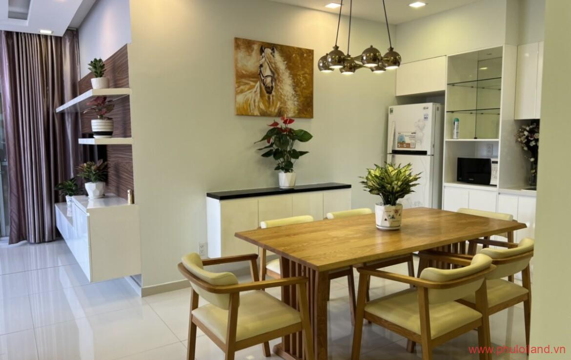 goc phong khach cua can ho can cho thue star hill 1170x738 - Cho thuê Star Hill, 94m2, thiết kế 2pn, 1plv, 2wc, nội thất mới đẹp như hình - giá 23,000,000 vnđ.