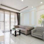 hinh-anh-phong-khach-can-ho-ban-dep
