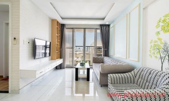 Chủ nhà thân gửi bán căn hộ chung cư Scenic Valley 1, 77m2, tầng cao, giá 4.3 tỷ, nội thất đầy đủ.