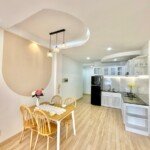 khu-vuc-bep-cua-can-ho-can-ban-sky-garden-2