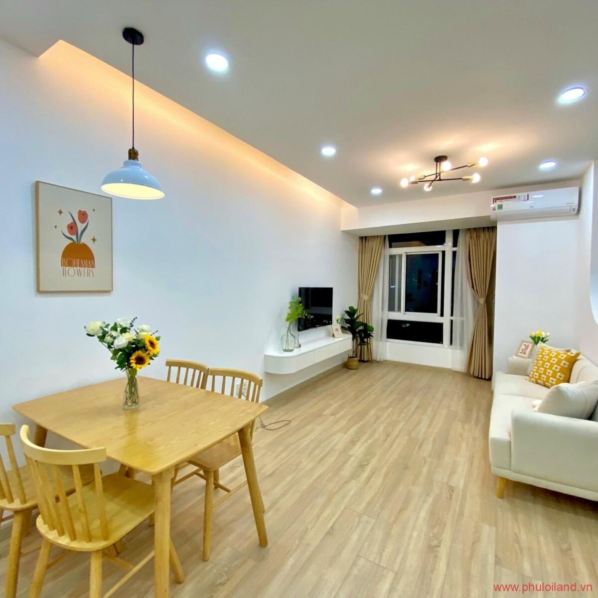 phong khach can ho can ban sky garden - Cần bán căn hộ Sky Garden 3, 2pn, 2wc, full nội thất đẹp như hình - giá: 3,290 tỷ