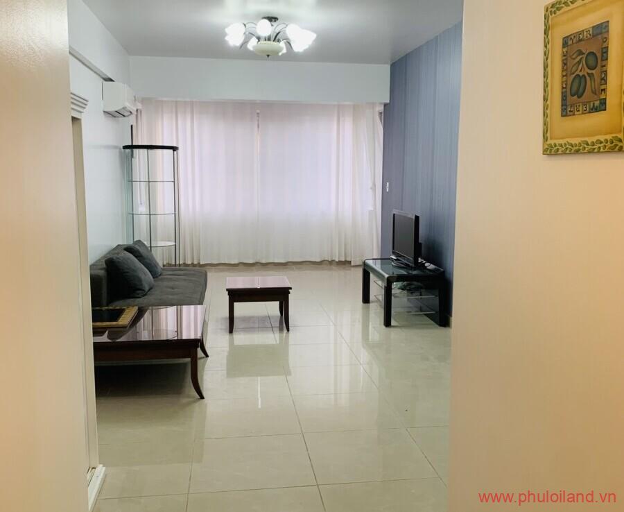 phong khach can ho my khanh 4 can ban 1 900x738 - Mua bán căn hộ Chung cư Mỹ Khánh 4 T5/2023 giá rẻ