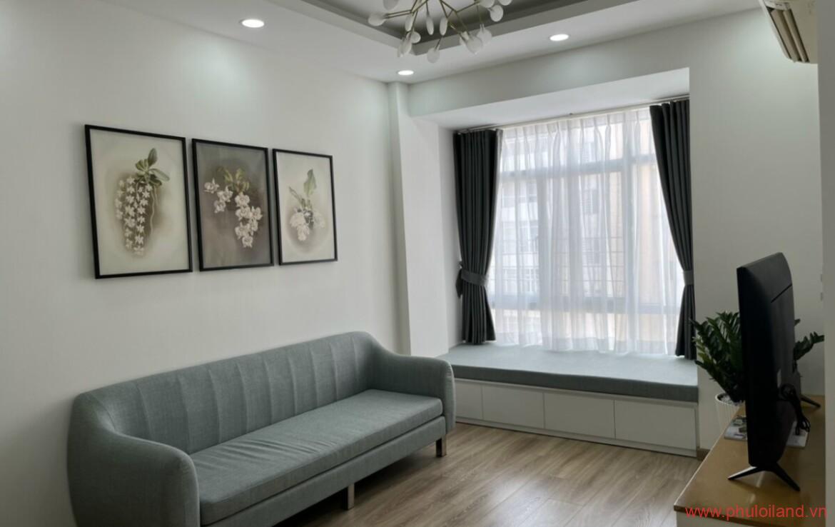 phong khach cua can ho can ban sky garden 3 2 3 1170x738 - Cần bán căn hộ Sky Garden 3, căn góc 74m2, lầu cao, thiết kế 3pn, 2wc, nhà đẹp như hình- Giá: 3,490 tỷ.