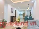 phong-khach-cua-can-ho-can-ban-sky-garden 3 (2)