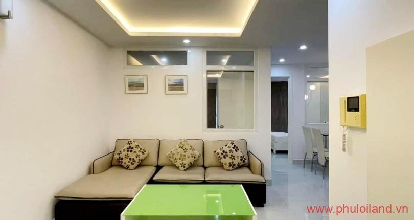 Sang nhượng căn hộ Sky Garden 3, 56m2, lầu cao, thiết kế 2pn, 1wc, nhà đẹp như hình- Giá: 2,550 tỷ bớt lộc.
