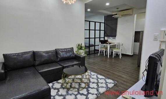 Cần bán căn hộ Sky Garden 3, 56m2, 2pn, 2wc, lầu trung, giá: 2,520 tỷ bớt lộc.